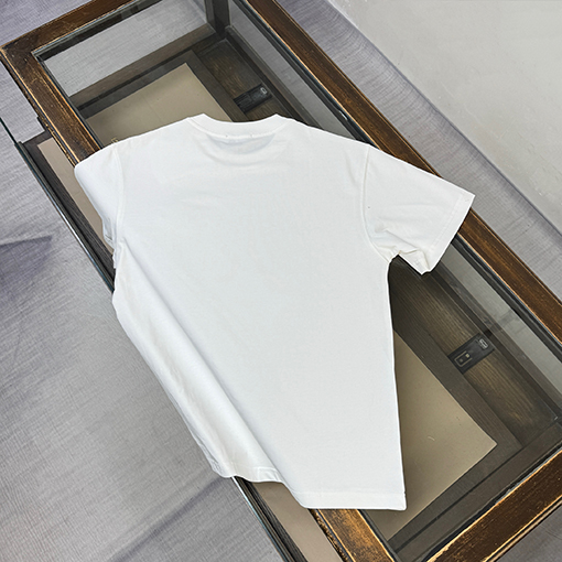 モンクレール クラシックな刺繍ロゴ入り半袖Tシャツ