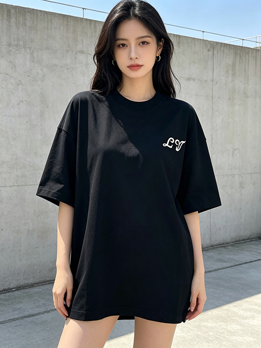 ルイヴィトン Louis Vuitton 貝殻刺繍入りクルーネック半袖Tシャツ