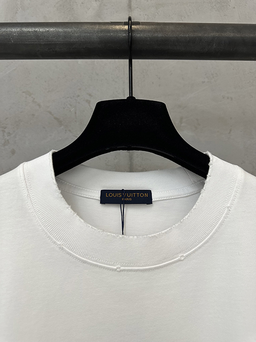 ルイヴィトン Louis Vuitton 貝殻刺繍入りクルーネック半袖Tシャツ
