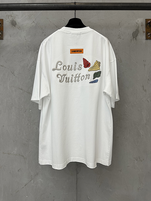 ルイヴィトン Louis Vuitton 貝殻刺繍入りクルーネック半袖Tシャツ