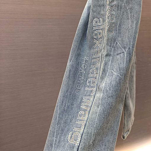 アレキサンダーワンコピー Alexander wang レディース文字がエンボスされたミラーロゴジーンズ