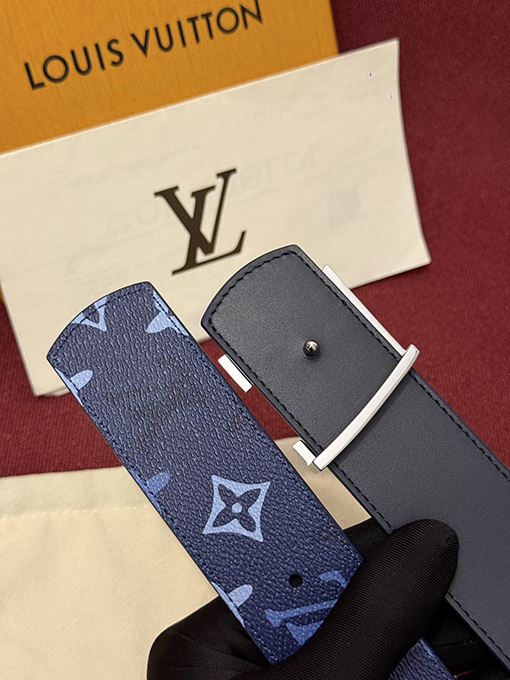 ルイヴィトン LV Dimension Monogram Surplus ユニセックスのワークウェアフリップアップベルト