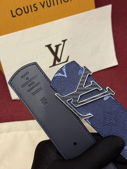 ルイヴィトン LV Dimension Monogram Surplus ユニセックスのワークウェアフリップアップベルト