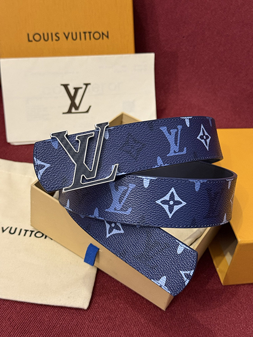 ルイヴィトン LV Dimension Monogram Surplus ユニセックスのワークウェアフリップアップベルト