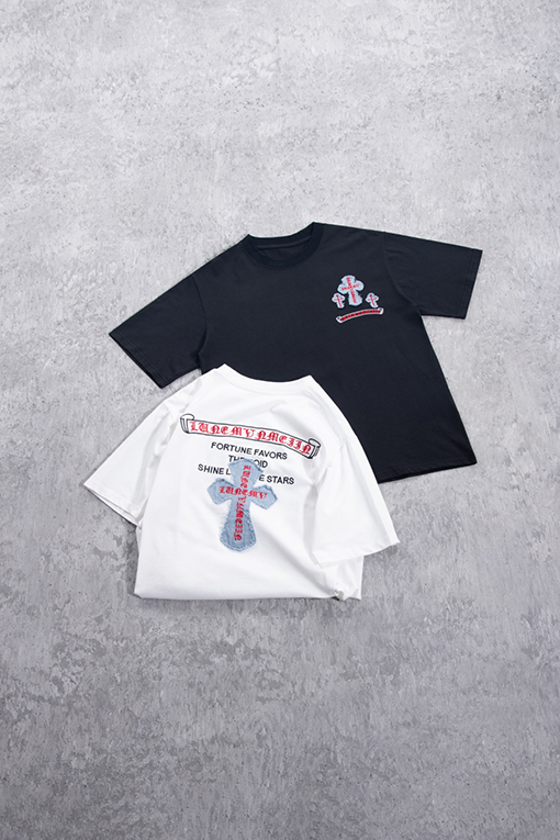 クロムハーツ クラシックな刺繍入り半袖Tシャツ