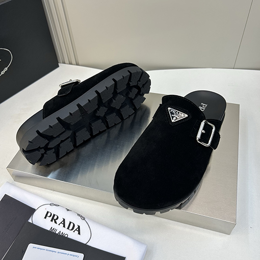 プラダ偽物 メンズレザーミュール