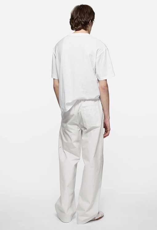 アクネストゥディオズ Acne Studios 純白のプリント入り半袖Tシャツ