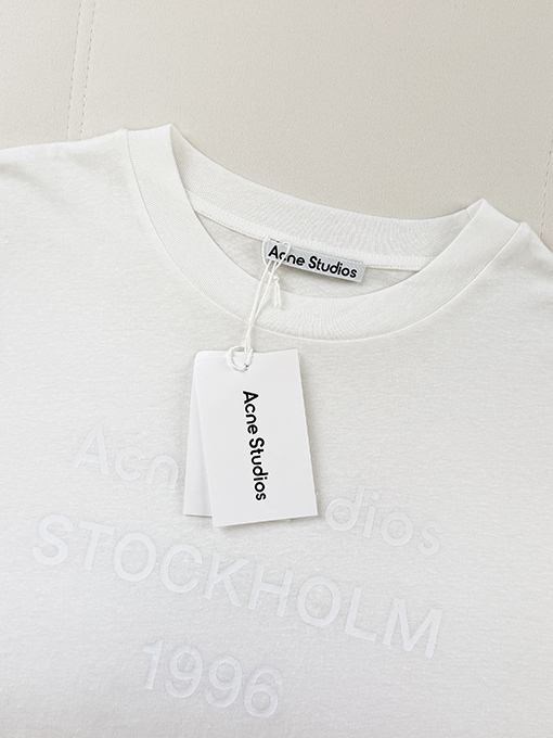 アクネストゥディオズ偽物 Acne Studios 純白のプリント入り長袖シャツ