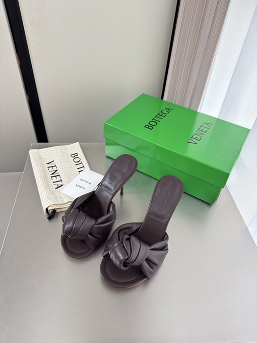 ボッテガヴェネタ Cherry Flat Mule レディースネクタイハイヒールサンダル