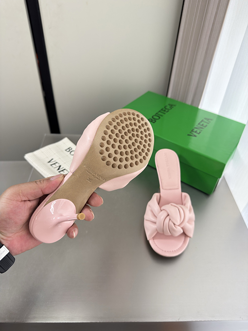 ボッテガヴェネタ Cherry Flat Mule レディースネクタイハイヒールサンダル
