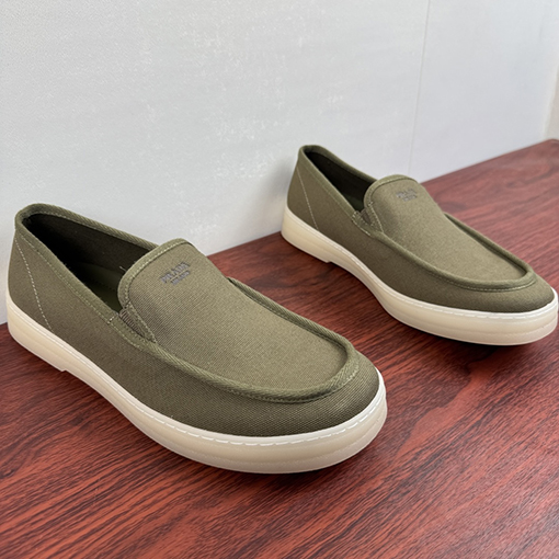 プラダ メンズキャンバスペニーシューズ