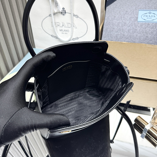 プラダスーパーコピー Carry レディース新しいハンドバッグ