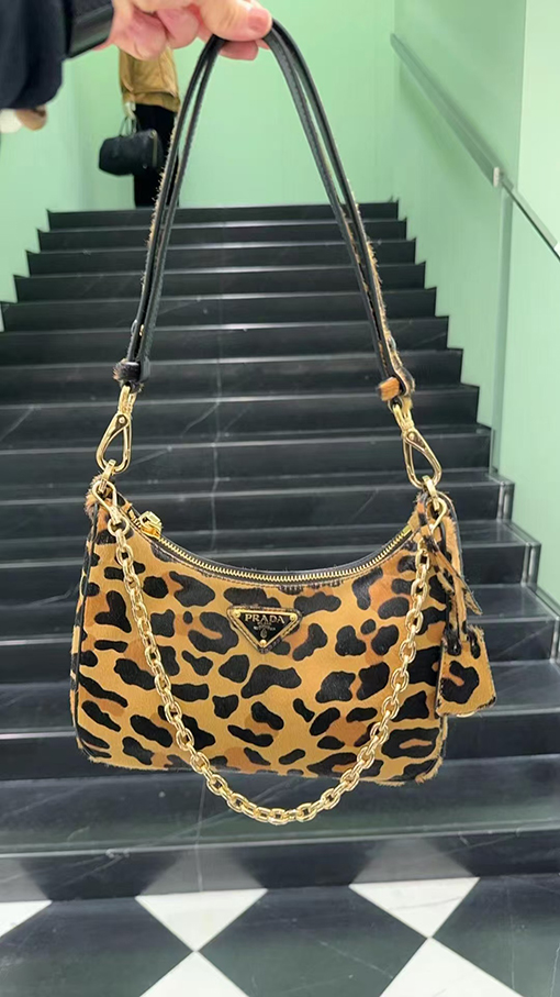 プラダ偽物 Arqué Hobo レディースヒョウ柄ハンドバッグ