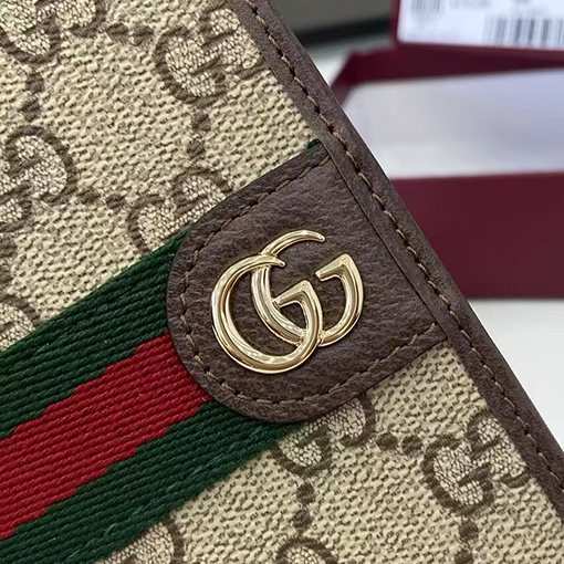 グッチ Ophidia GG Supreme パスポート保護カバー