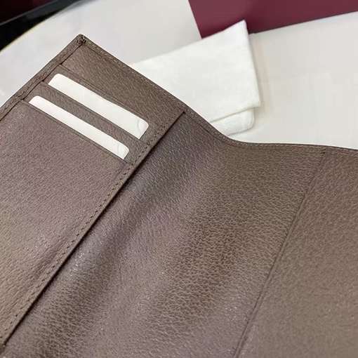 グッチ Ophidia GG Supreme パスポート保護カバー