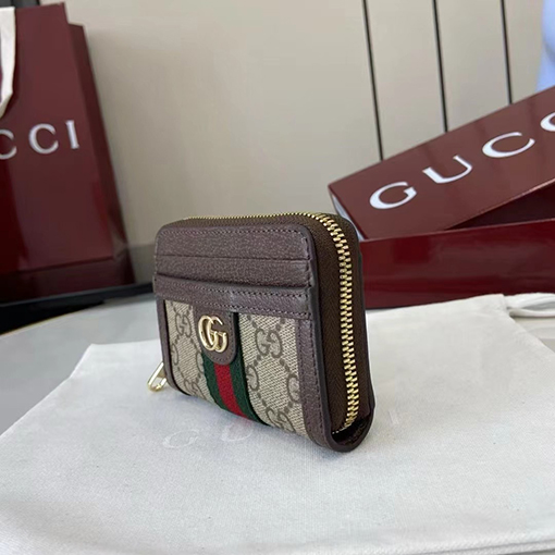 グッチスーパーコピー Ophidia GG Supreme 新シリーズの財布