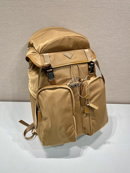 プラダハイキングバックパックコピー クラシックのハイキングバックパック