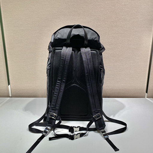 プラダハイキングバックパックコピー クラシックのハイキングバックパック