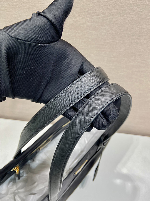 プラダトートバッグスーパーコピー 新しいトートバッグ