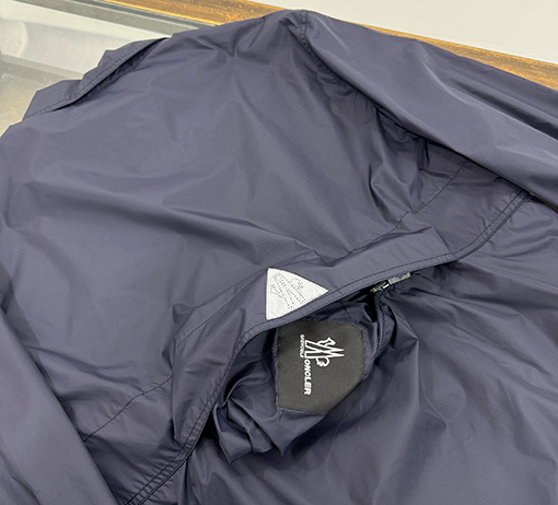 モンクレール Brive 折りたたみ式シャツ型トレンチコートジャケット