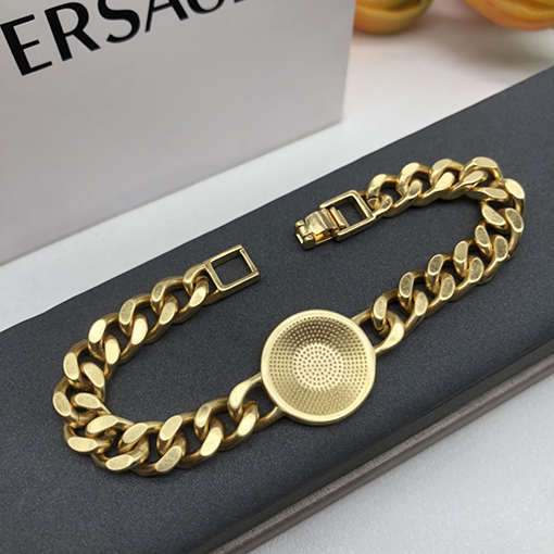 ヴェルサーチ 新しいブレスレット