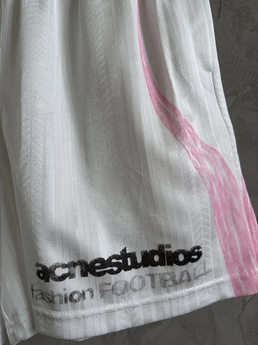 アクネストゥディオズ Acne Studios 1996 青と黒の限定ジャージとショーツ