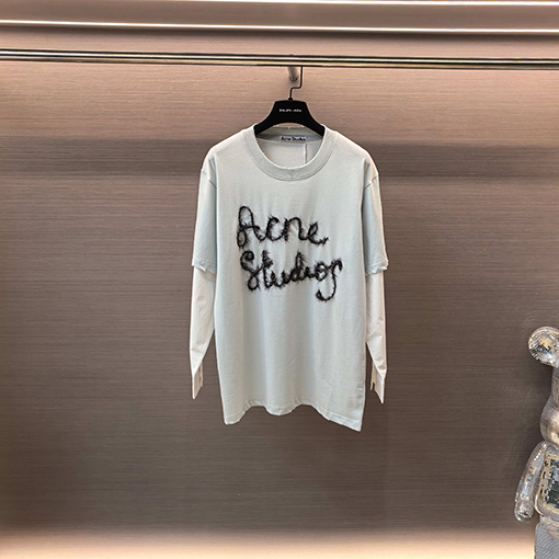 アクネストゥディオズ Acne Studios 袖にフロッキーの文字ツーピース風の長袖シャツ