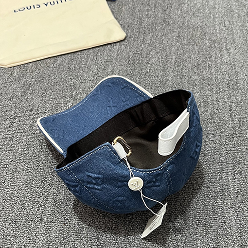 ルイヴィトン偽物 新品オリジナルベースボールキャップ