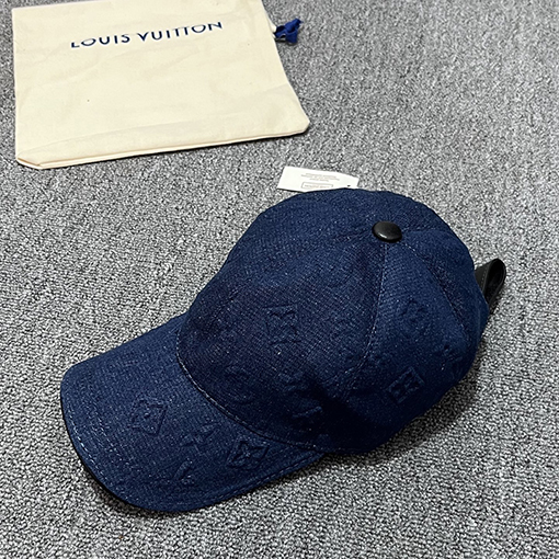 ルイヴィトン偽物 新品オリジナルベースボールキャップ