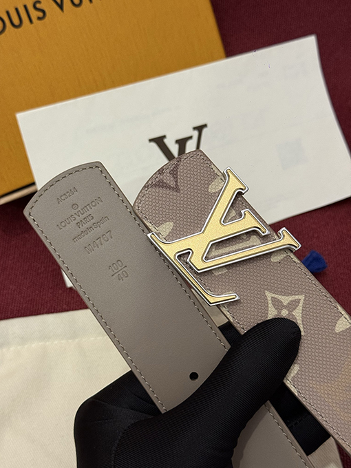 ルイヴィトンコピー LV Dimension Monogram Surplus クラシックリバーシブルベルト