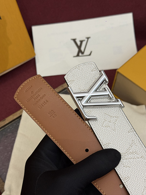 ルイヴィトンスーパーコピー LV Dimension 新モデル両面ベルト