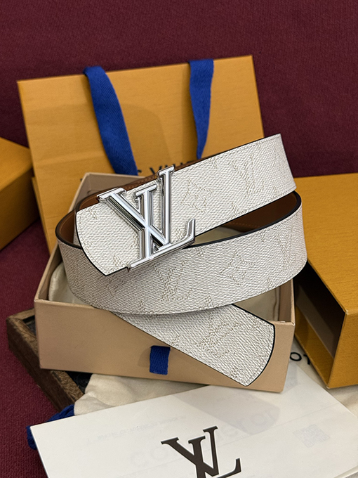 ルイヴィトンスーパーコピー LV Dimension 新モデル両面ベルト