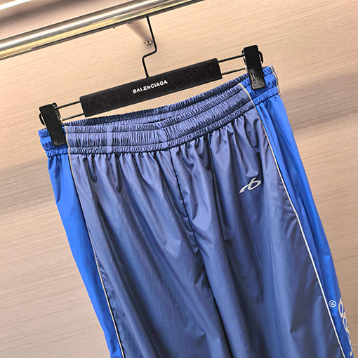 バレンシアガ偽物 Bodies クラシックロゴ入りリフレクタートラックパンツ