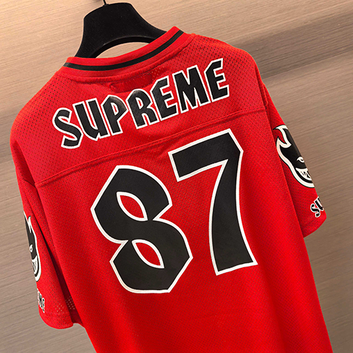 シュプリーム Supreme リトル・ファイヤーマン・シリーズの半袖ジャージ