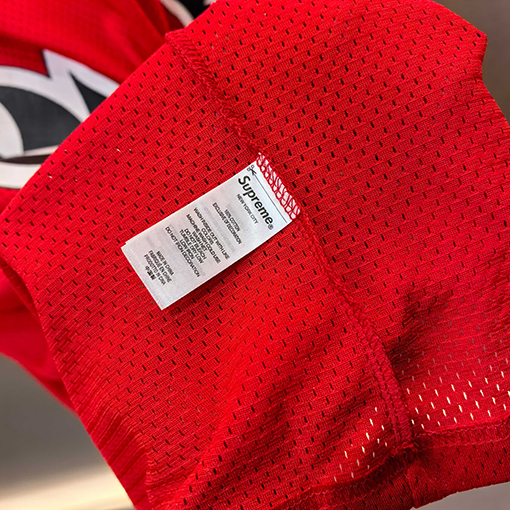 シュプリーム Supreme リトル・ファイヤーマン・シリーズの半袖ジャージ