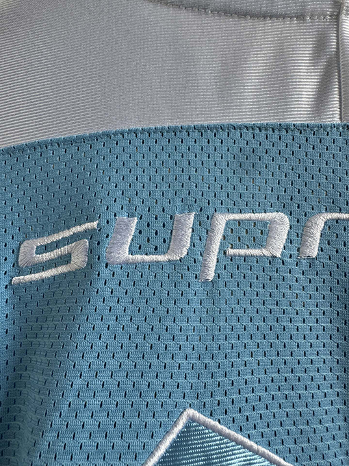 シュプリーム半袖チームジャージスーパーコピー Supreme コラボレーション ピンクオリーブ 半袖チームジャージ