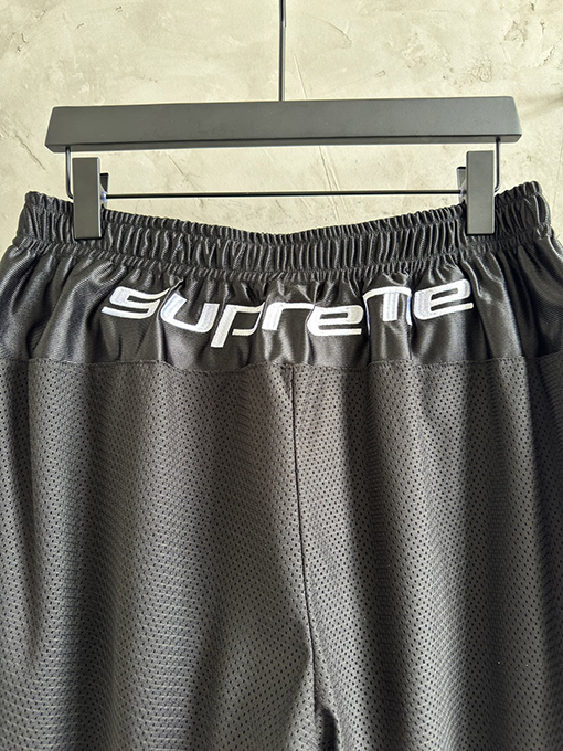 シュプリーム Supreme コラボレーション ピンクオリーブ ショーツ チームジャージ