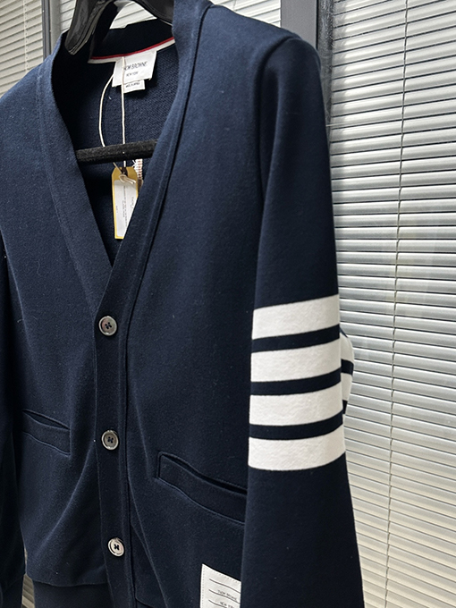 トムブラウン 背面にヨットの刺繍ヨット柄カーディガン