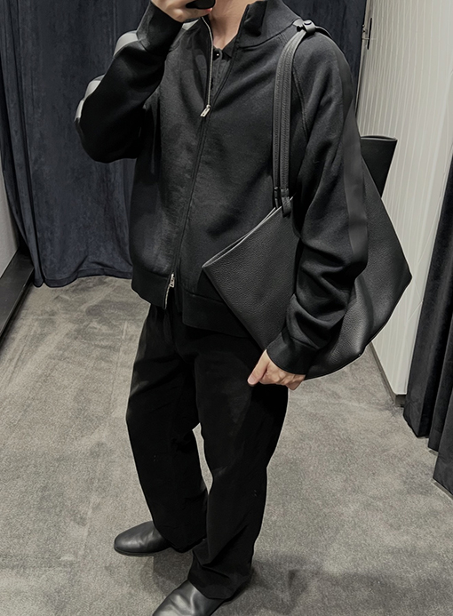 アクネストゥディオズ Acne Studios レターロゴ入りレザージップアップニットセーター