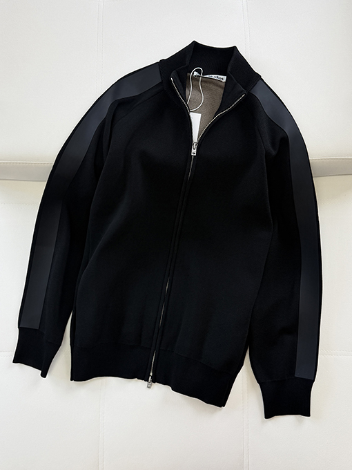 アクネストゥディオズ Acne Studios レターロゴ入りレザージップアップニットセーター