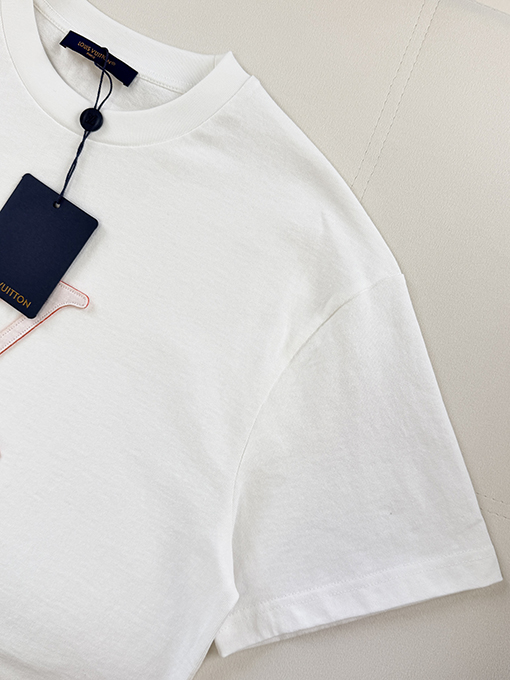 ルイヴィトンコピー LV クラシックなダイダイレーザー刺繍レター半袖Tシャツ