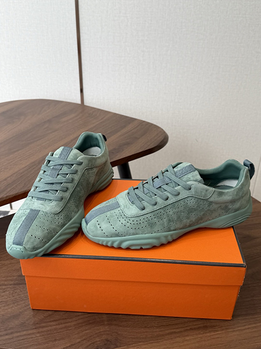 エルメス Jet スエードスニーカーシリーズ