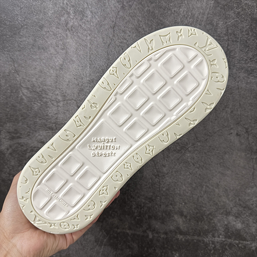 ルイヴィトンコピー Tilted Low Sneakers 傾斜シリーズ ローカット レトロカジュアルスニーカー