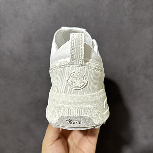 モンクレール Moncler Altive Mid F046 カジュアルスポーツシューズの新シリーズ