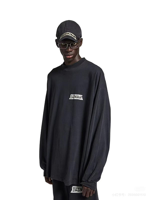バレンシアガ BALENCIAGA クラシックなマスキングテープ柄の直刷りウォッシュとダメージ長袖シャツ