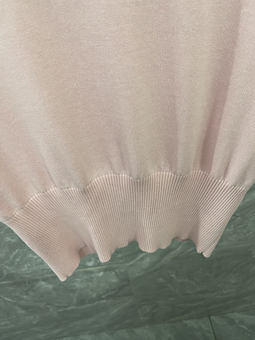 トムブラウン 綿100%ストレッチのクルーネックニット半袖Tシャツ