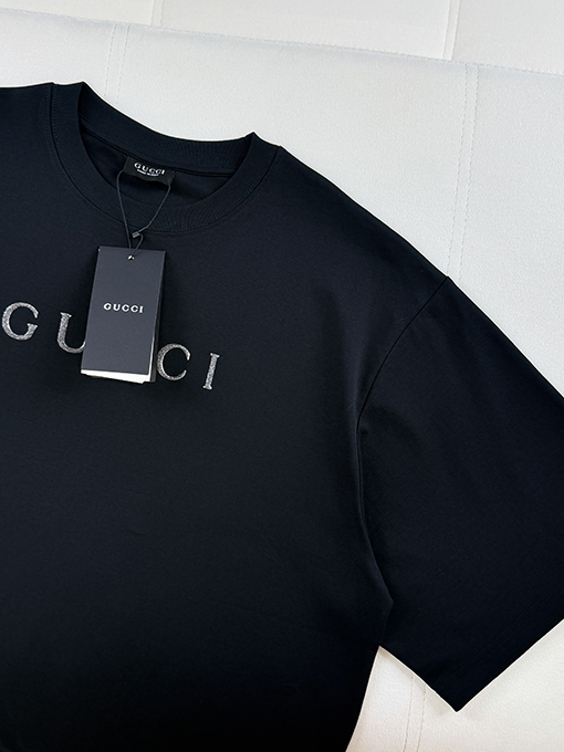 グッチコピー Gucci TPU グリッター文字プリント半袖Tシャツ