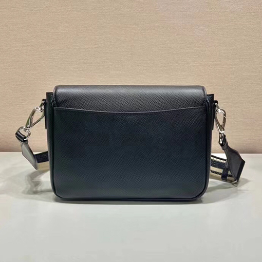 プラダコピー Saffiano クラシック刺繍リボン付きメンズクロスボディバッグ