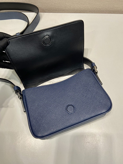 プラダ Saffiano 新しいショルダーバッグ