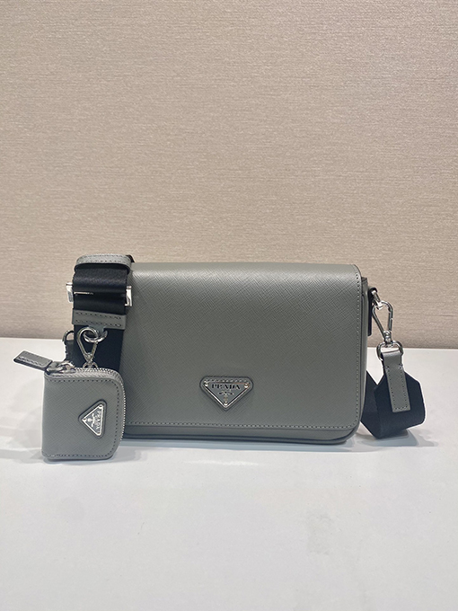 プラダ偽物 Saffiano 新しいクラシックショルダーバッグ